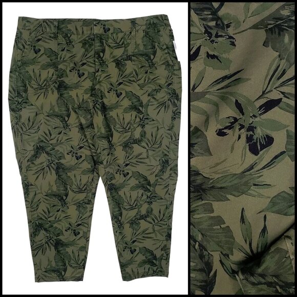 Old Navy Pixie Pant Leaf Print Size 20 Plus Long Ankle Crop Stretch Tropical NWT - Picture 1 of 11
